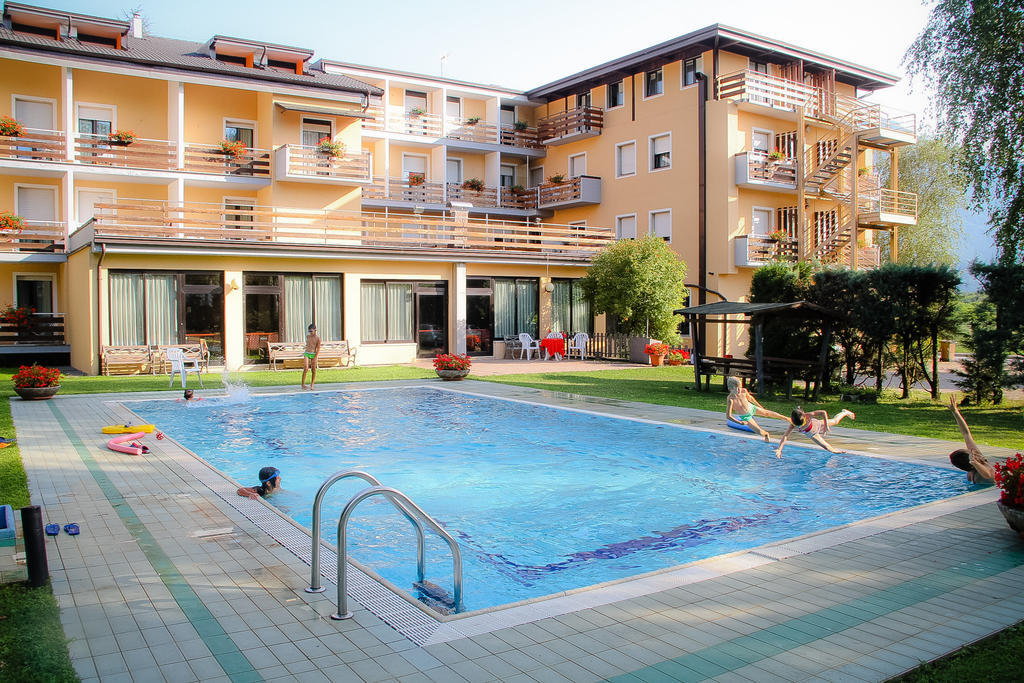 Hotel Dolomiti Levico Terme Dış mekan fotoğraf