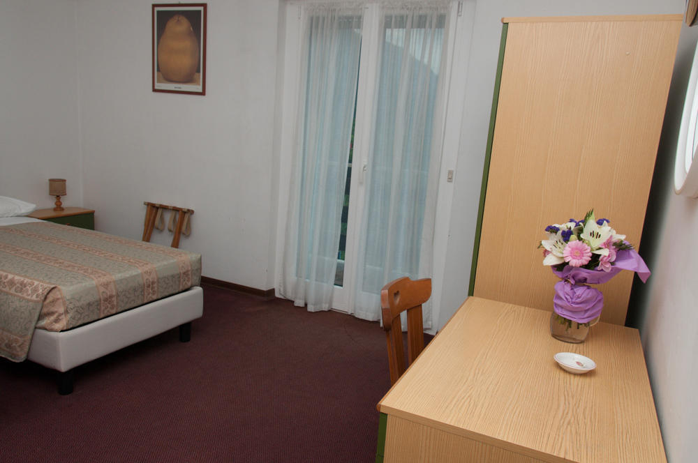 Hotel Dolomiti Levico Terme Dış mekan fotoğraf
